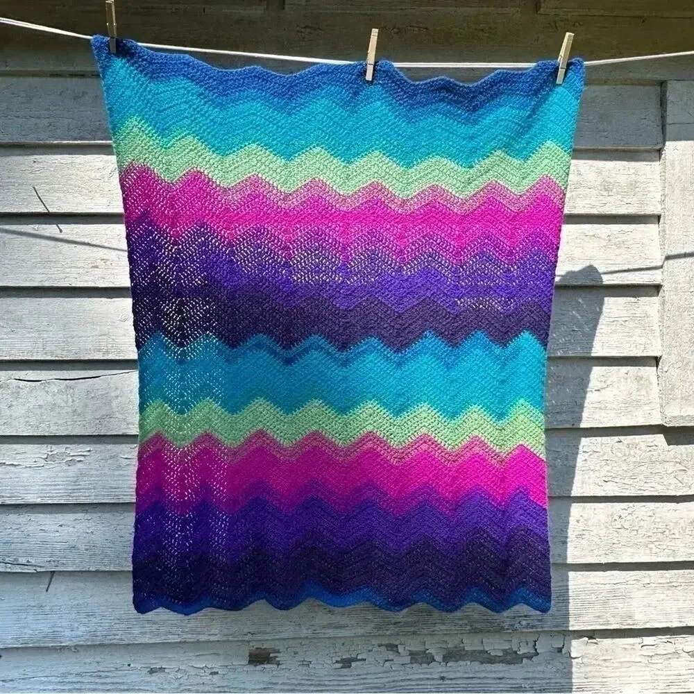 Handmade Chevron Pattern Afghan32